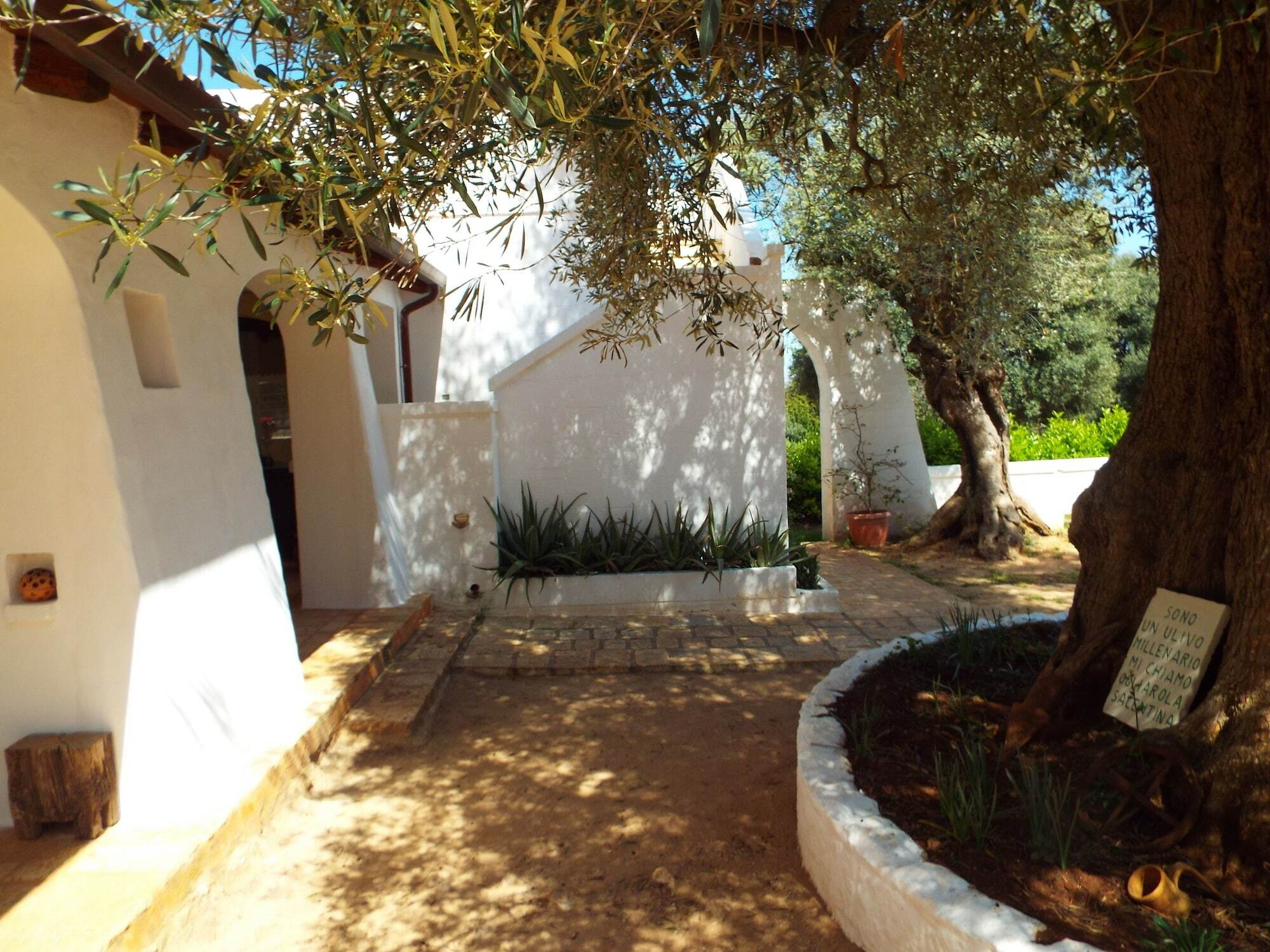 Masseria Lama Di Galizia Ostuni Exterior photo